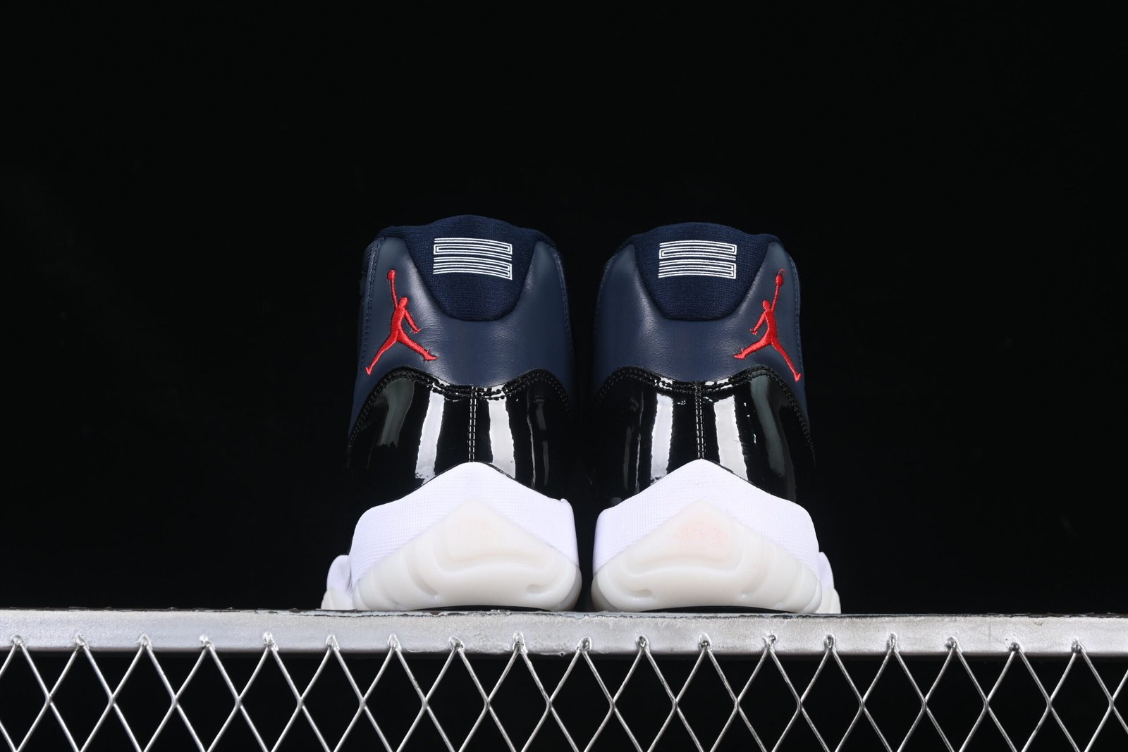 AIR JORDAN 11 Retro - Imagem 3