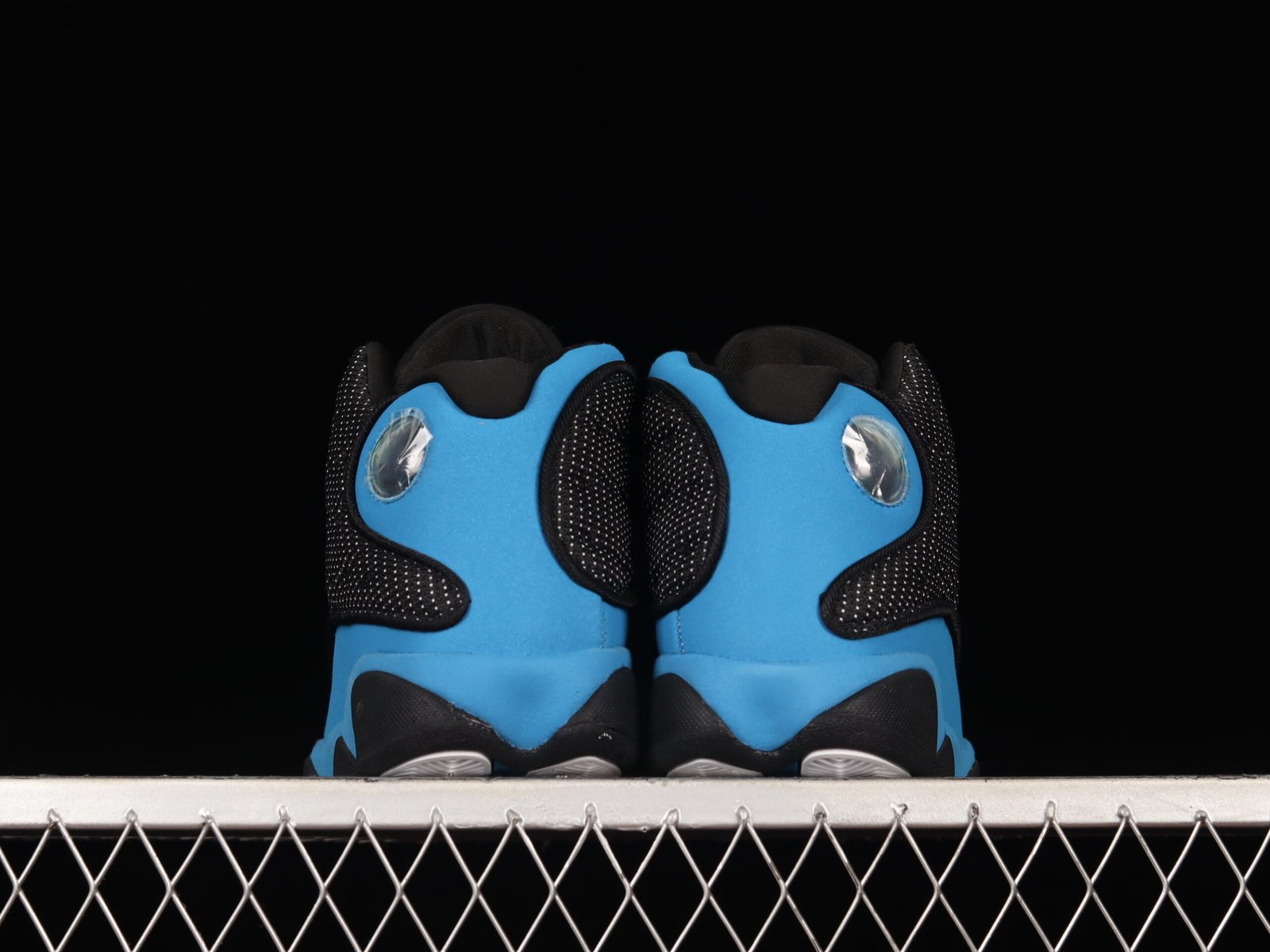 AIR JORDAN 13 Retro "Black and University Blue" - Imagem 3
