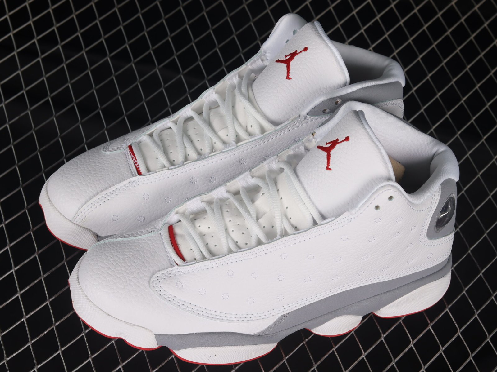 AIR JORDAN 13 Retro "Wolf Grey" - Imagem 6